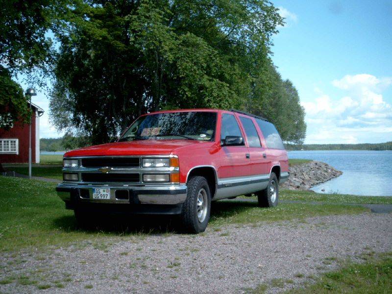 MARTINS RANCH red Suburban 